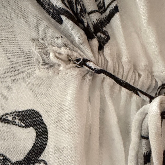 Top - Picture 5 of 9